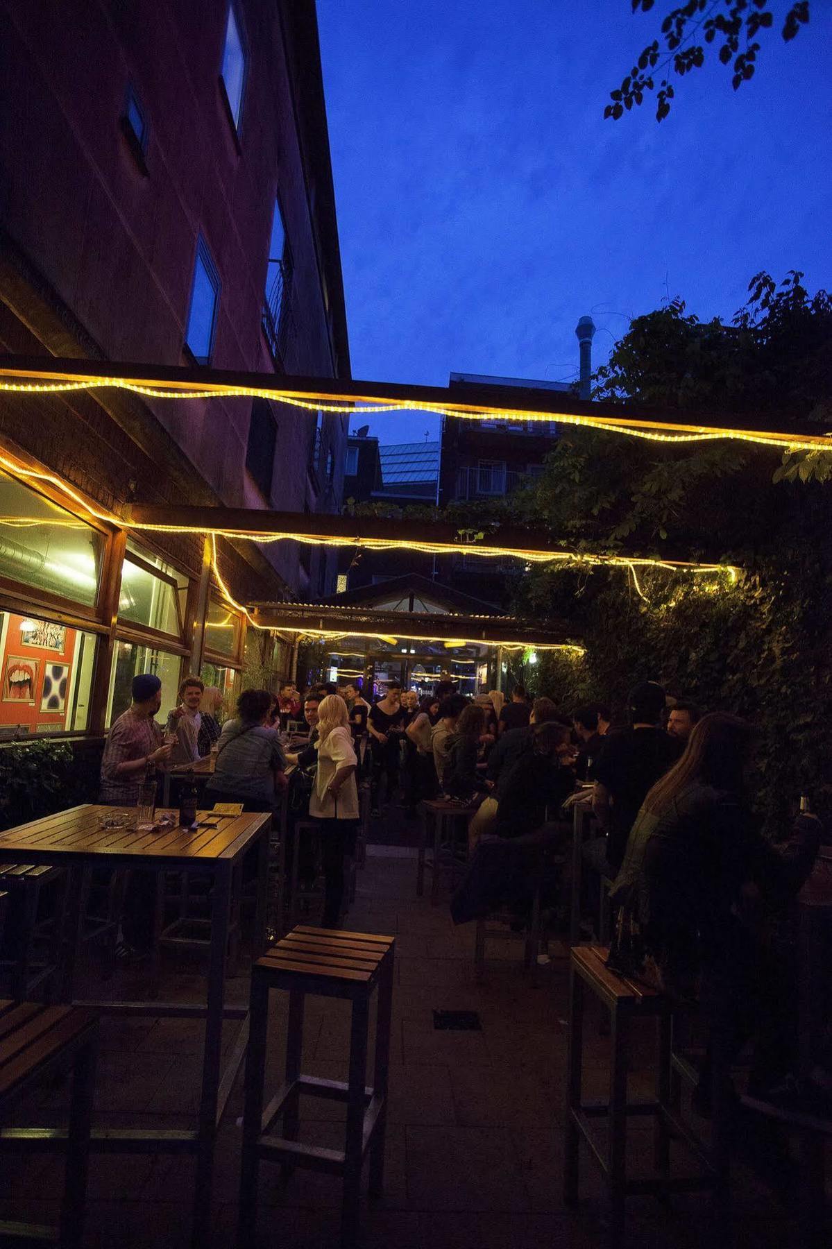 St Christophers Inn At The Winston อัมสเตอร์ดัม ภายนอก รูปภาพ
